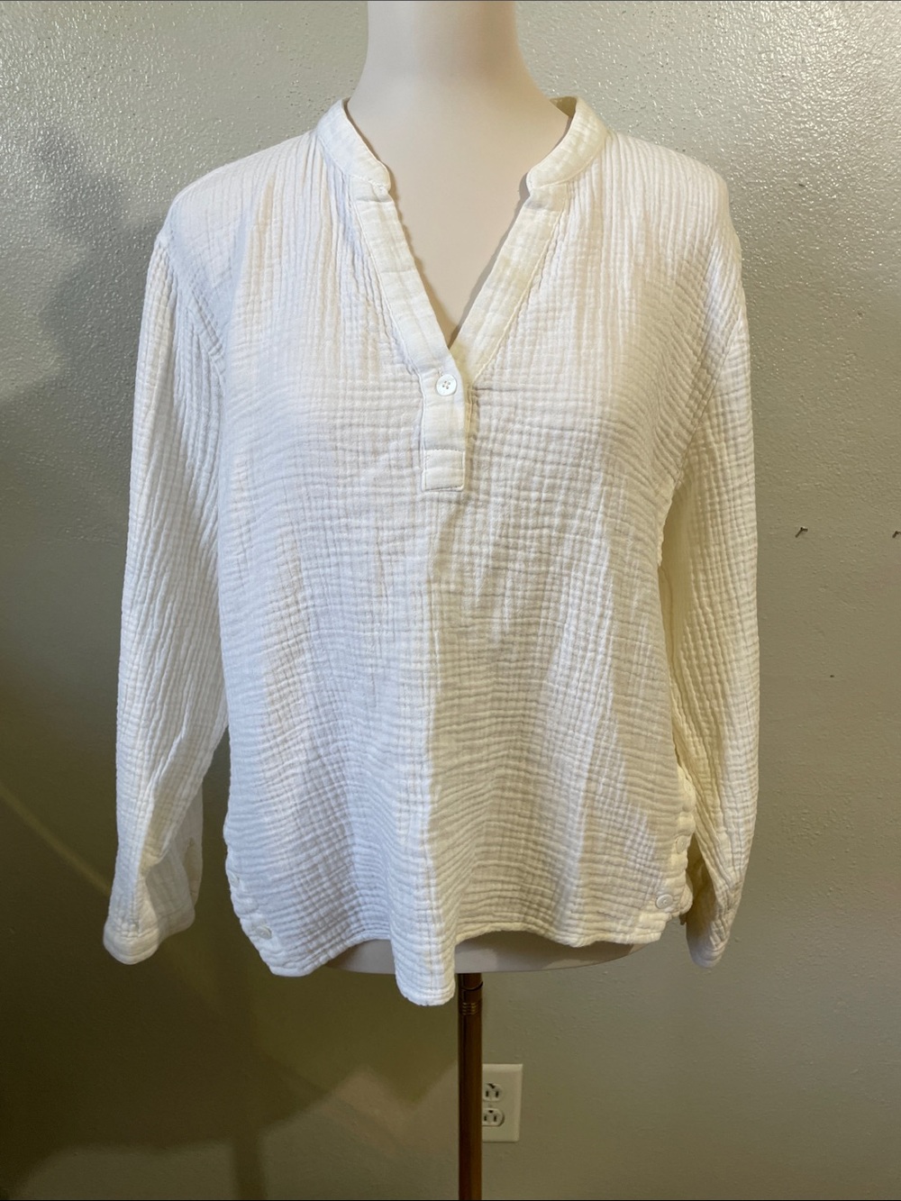 Garnet Hill Cream Cotton Gauze Blouse Sz 18 Textured V Neck Button Sleeve Boho